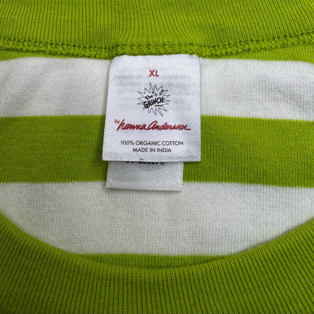 👀🎄Hanna Andersson Dr. Seuss Grinch Family Pajamas - Picture 2 of 4